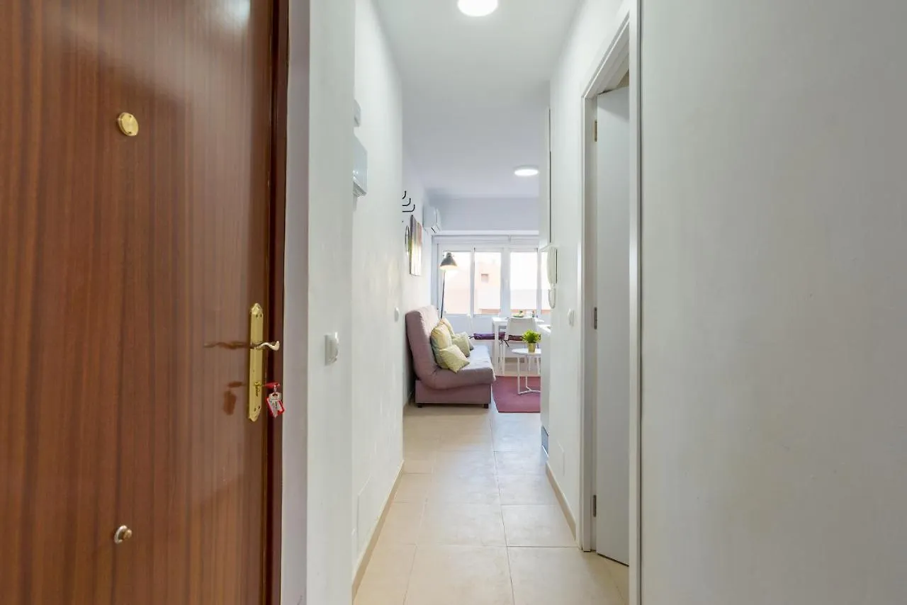 Mp7 Renovated Apartment Right On The Beach 700 Meters Away From Old Town マラガ スペイン