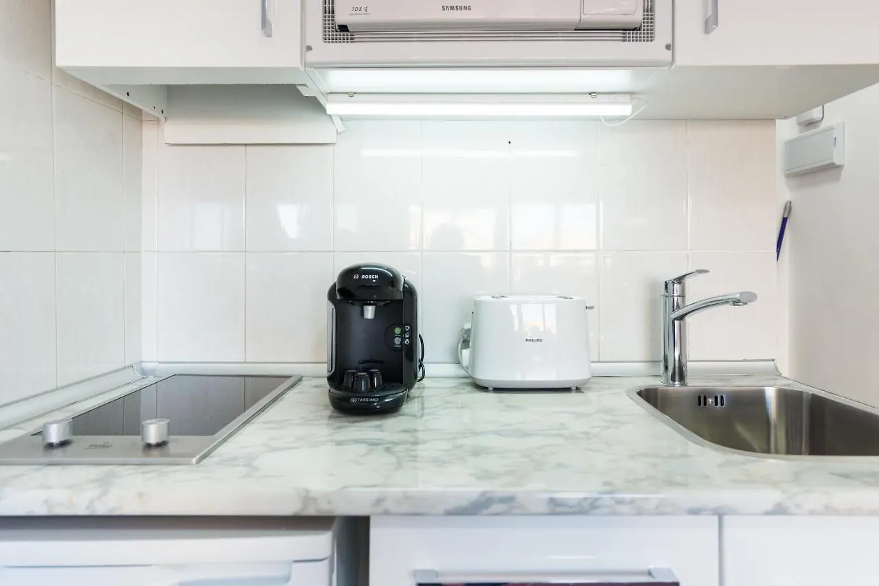 Mp7 Renovated Apartment Right On The Beach 700 Meters Away From Old Town Málaga